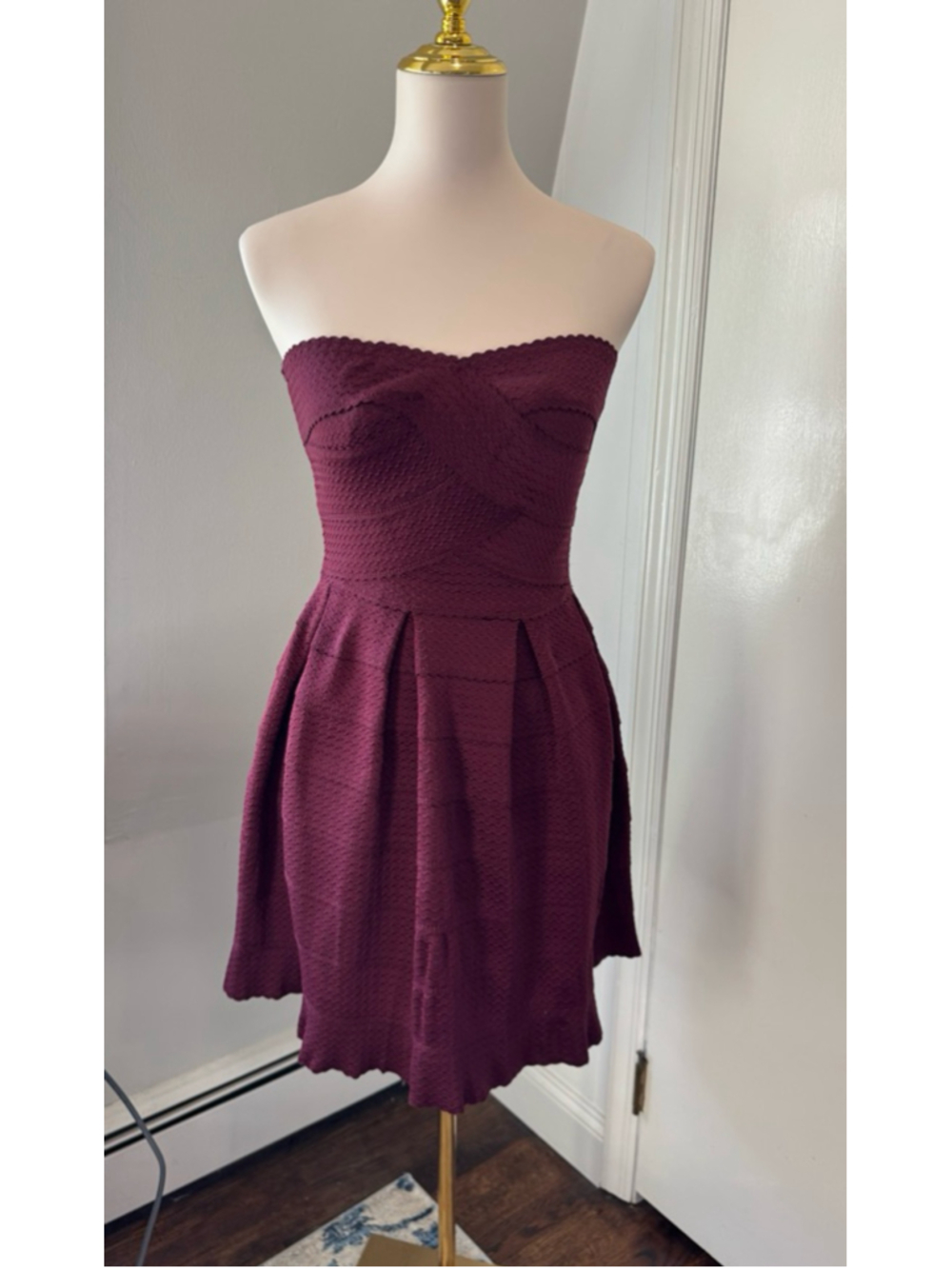 AQUA | Women’s Strapless Fit & Flare Mini Dress | Color Wine | Size Small